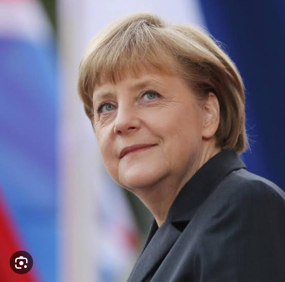 Angela Merkel: première femme chancelière allemande à l’âge de 51 ans