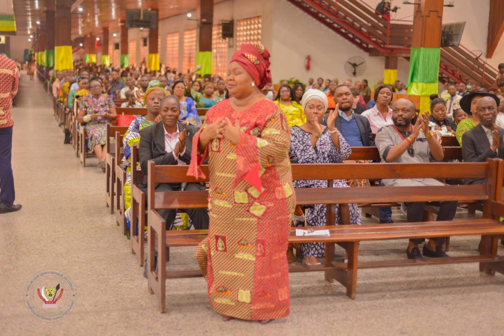 30e anniversaire de la Cathédrale du Centenaire Protestant: Léonnie Kandolo participe au culte d'actions de grâce