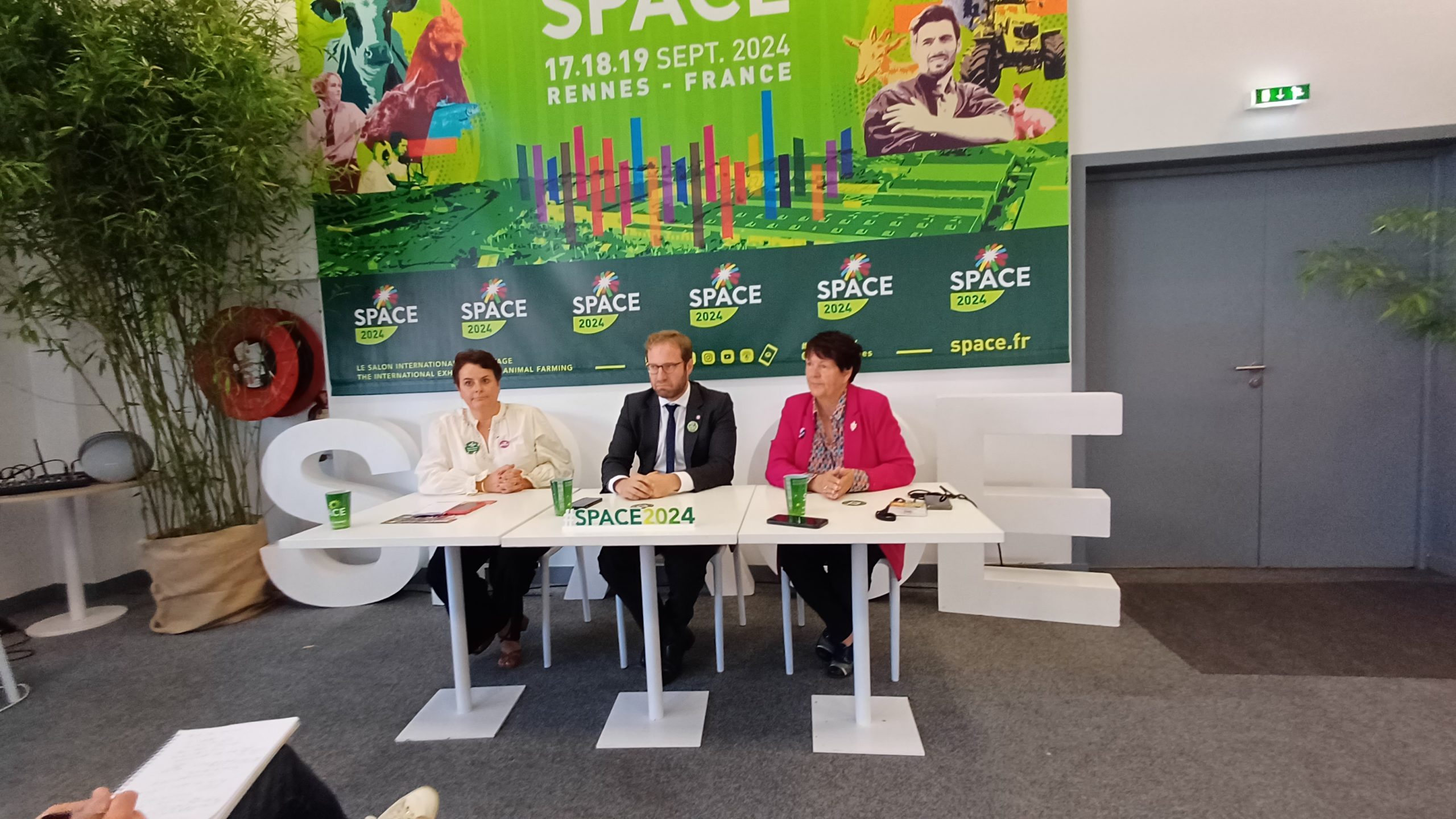 Conférence de Presse au SPACE 2024 : Nicole Le…